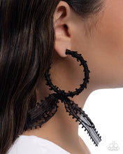 Load image into Gallery viewer, Paparazzi ♥ Brand New Bow - Black ♥ Post E2042