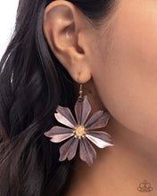 Load image into Gallery viewer, Paparazzi ♥ Floral Fascination - Copper ♥ E2028