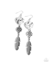 Load image into Gallery viewer, Paparazzi ♥ Free-Spirited Fame - White ♥ E1714