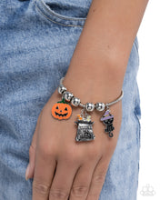 Load image into Gallery viewer, Paparazzi ♥ Haunted Halloween - Bracelet ♥ B1013