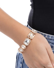 Load image into Gallery viewer, Paparazzi ♥ Striking Shimmer - Gold ♥ B1183