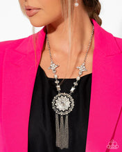 Load image into Gallery viewer, Paparazzi ♥ Virtuous Venture - White ♥ N2956