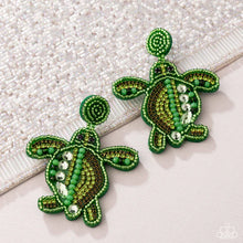 Load image into Gallery viewer, Paparazzi ♥ Turtle Tapestry - Green ♥ Post E2296
