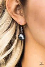 Load image into Gallery viewer, Paparazzi ♥ All The Trimmings - Black ♥ N1742