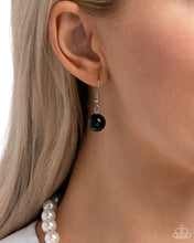 Load image into Gallery viewer, Paparazzi ♥ 5th Avenue A-Lister - Black ♥ N2136