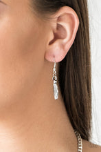 Load image into Gallery viewer, Paparazzi ♥ Eastern Empress - Silver ♥ N1659