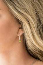 Load image into Gallery viewer, Paparazzi ♥ Chicly Centered - Green ♥ N2843