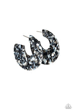 Load image into Gallery viewer, Paparazzi ♥ Tropically Torrid - Black ♥ E2398