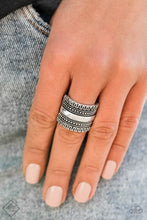 Load image into Gallery viewer, Paparazzi ♥ Sahara Style - Silver ♥ R529