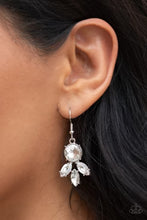 Load image into Gallery viewer, Paparazzi ♥ Combustible Charisma - White ♥ N2818