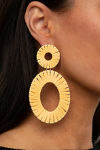 Load image into Gallery viewer, Paparazzi ♥ Foxy Flamenco - Yellow ♥ Post E2369