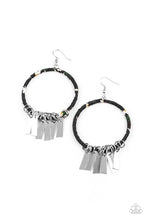 Load image into Gallery viewer, Paparazzi ♥ Garden Chimes - Black ♥ E2370