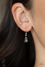 Load image into Gallery viewer, Paparazzi ♥ Coup de MANE - Red ♥ N1702