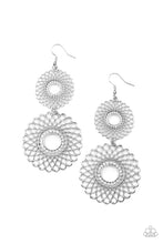 Load image into Gallery viewer, Paparazzi ♥ Regal Roulette - White ♥ E888