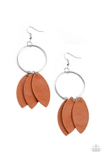 Load image into Gallery viewer, Paparazzi ♥ Leafy Laguna - Brown ♥ E916