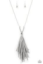 Load image into Gallery viewer, Paparazzi ♥ A Clean Sweep - Silver ♥ N1605