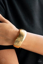 Load image into Gallery viewer, Paparazzi ♥ Fiercely 5th Avenue - Complete Trend Blend ♥ FFA-1022