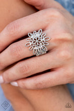 Load image into Gallery viewer, Paparazzi ♥ Glimpses of Malibu - Complete Trend Blend ♥ GM-1022