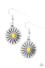 Load image into Gallery viewer, Paparazzi ♥ Delectably Daisy - Yellow ♥ E889