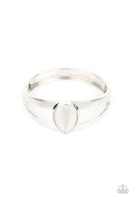 Load image into Gallery viewer, Paparazzi ♥ Enhanced Enchantment - White ♥ B578