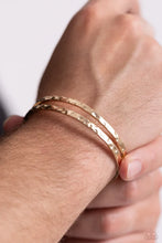 Load image into Gallery viewer, Paparazzi ♥ Excessive Edge - Gold ♥ Men's B1178