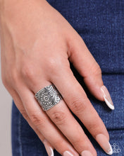 Load image into Gallery viewer, Paparazzi ♥ Elegant Engravement - Silver ♥ R436