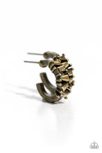 Load image into Gallery viewer, Paparazzi ♥ Rugged Rockstar - Brass ♥ Post E1437