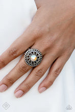 Load image into Gallery viewer, Paparazzi ♥ Glimpses of Malibu - Complete Trend Blend ♥ GM-0223