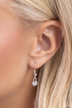 Load image into Gallery viewer, Paparazzi ♥ Spring Showcase - White ♥ N1943