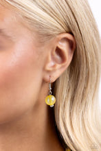 Load image into Gallery viewer, Paparazzi ♥ Timelessly Tantalizing - Yellow ♥ N1901