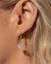 Load image into Gallery viewer, Paparazzi ♥ SAND-sational Season - Pink ♥ Choker N2411