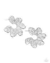 Load image into Gallery viewer, Paparazzi ♥ Floral Fame - Silver ♥ E1403