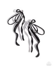 Load image into Gallery viewer, Paparazzi ♥ Trendy Tapestry - Black ♥ Post E1470