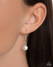 Load image into Gallery viewer, Paparazzi ♥ Sea Glass Stash - Green ♥ N2390