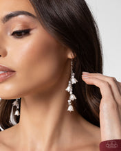 Load image into Gallery viewer, Paparazzi ♥ Snow Drops - White ♥ E1645
