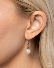 Load image into Gallery viewer, Paparazzi ♥ Exclusive Ease - Yellow ♥ N2476