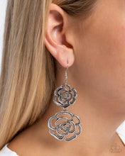 Load image into Gallery viewer, Paparazzi ♥ Reminiscent Rosette - Silver ♥ E1620