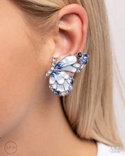 Load image into Gallery viewer, Paparazzi ♥ Decadent Descent - Blue ♥ Clip-On E2268