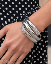 Load image into Gallery viewer, Paparazzi ♥ Fiercely 5th Avenue - Complete Trend Blend ♥ FFA-0825