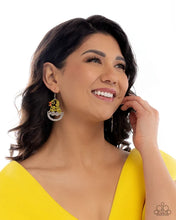 Load image into Gallery viewer, Paparazzi ♥ Chick Couture - Yellow ♥ E2343