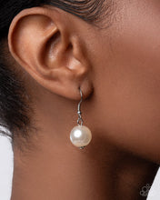 Load image into Gallery viewer, *Convention 2025* Paparazzi ♥ Sophisticated to the Max - White ♥ N2945