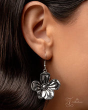 Load image into Gallery viewer, Paparazzi ♥ Inquisitive ♥ 2025 Zi Collection Piece Z2504