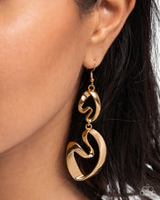 Load image into Gallery viewer, Paparazzi ♥ Abstract Angles - Gold ♥ E2139