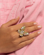 Load image into Gallery viewer, Paparazzi ♥ Aerial Admittance - Yellow ♥ R441