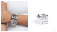 Load image into Gallery viewer, Paparazzi ♥ Heart Headline - Silver ♥ B1022