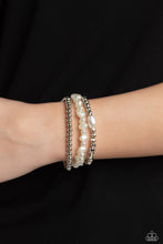 Load image into Gallery viewer, Paparazzi ♥ Effulgent Exchange - White ♥ B440