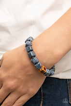 Load image into Gallery viewer, Paparazzi ♥ Glaze Craze - Blue ♥ B452