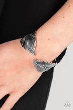 Load image into Gallery viewer, Paparazzi ♥ American Art - Silver ♥ B462