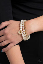 Load image into Gallery viewer, Paparazzi ♥ Pearly Professional - Gold ♥ B481