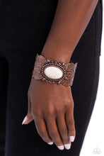 Load image into Gallery viewer, Paparazzi ♥ Dallas Décor - Copper ♥ B644